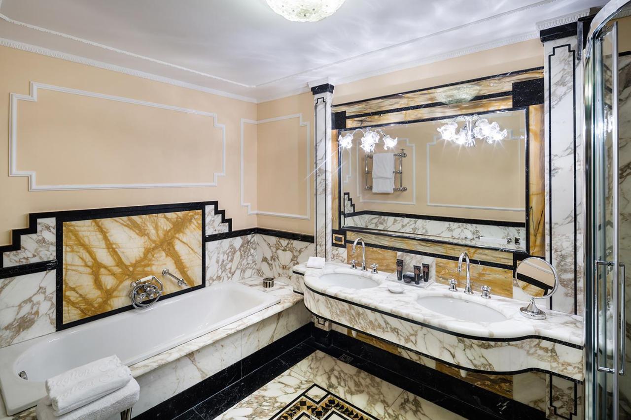 Baglioni Hotel Carlton - The Leading Hotels Of The World Mailand Exterior foto